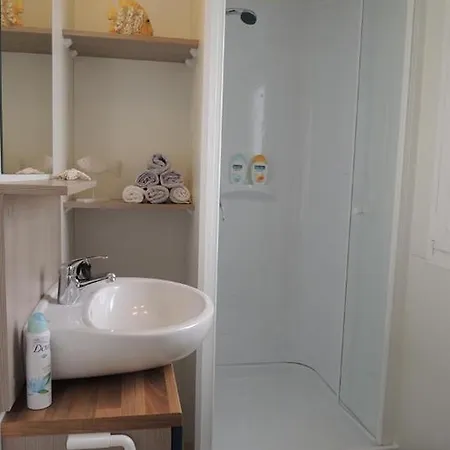 Aldeamento Turístico Camping Oase Praha