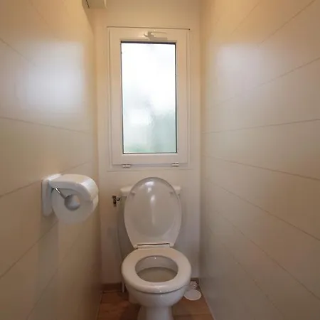 Aldeamento Turístico Camping Oase Praha 4*