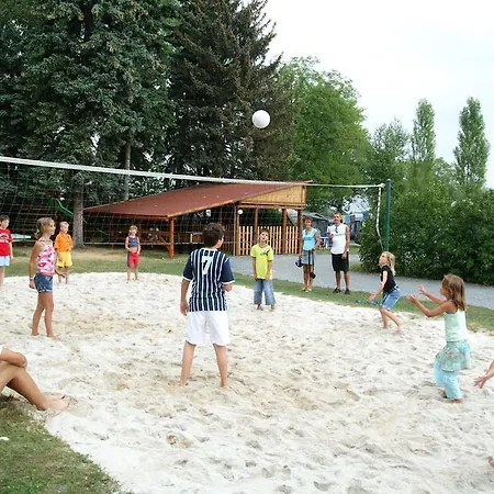 Camping Oase Praha Zlatníky