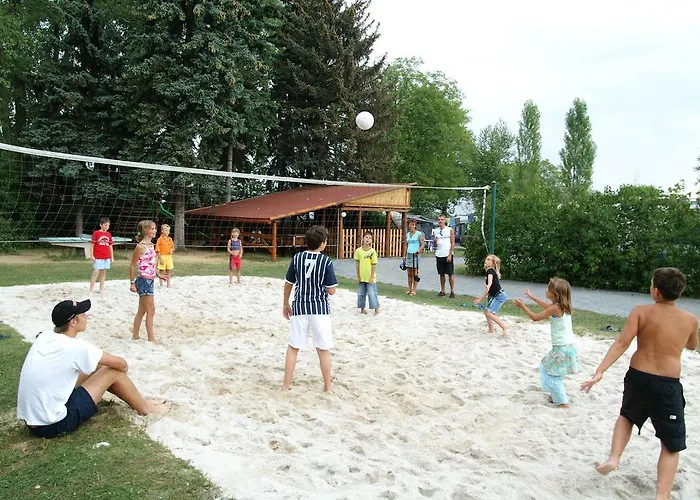 Camping Oase Praha Zlatníky